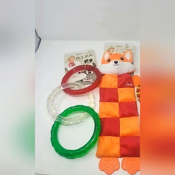 NEW Dog Toys Ellen Degeneres ED NWT Lot Of Three Fox And Rubber Rings gift - Picture 1 of 3